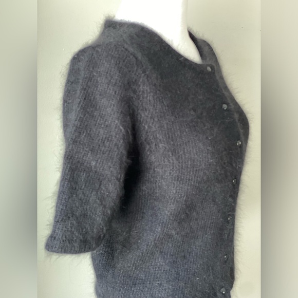 Lord & Taylor Cropped Black Lambswool Short Sleeve Cardigan - Picture 4 of 11